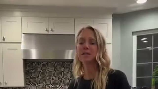 Day 7 of Detox: Making Bone Broth Instead of Eating Meat